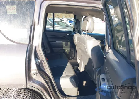 2014 Jeep Compass Latitude из США, поврежденный, VIN 1C4NJDEB7ED788229